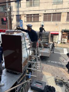 新店舗オープンの什器設置依頼